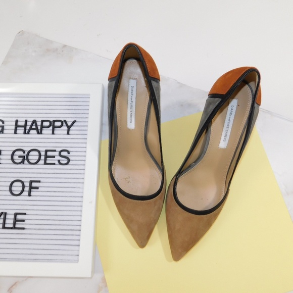 Diane Von Furstenberg suede patchwork point toe - Picture 3 of 7